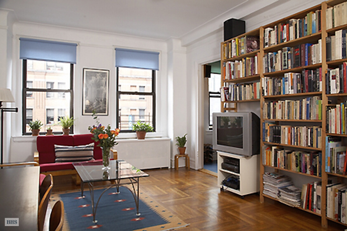 Photo 1 of 161 West 75th Street, Upper West Side, NYC, $985,000, Web #: 547396